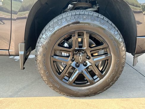 Certified 2023 Chevrolet Silverado 1500 RST w/ Z71 Off-Road Package image 10