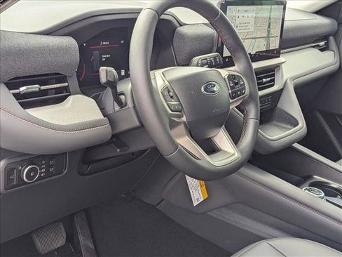 New 2026 Ford Explorer Active image 3