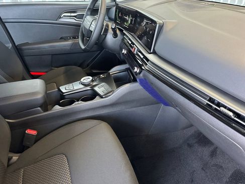 New 2026 Kia Sportage LX image 16