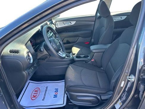 Certified 2024 Kia Forte LXS w/ LXS Technology Package FWD image 10