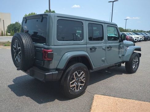 New 2026 Jeep Wrangler Unlimited Sahara w/ Technology Group AWD/4WD image 4