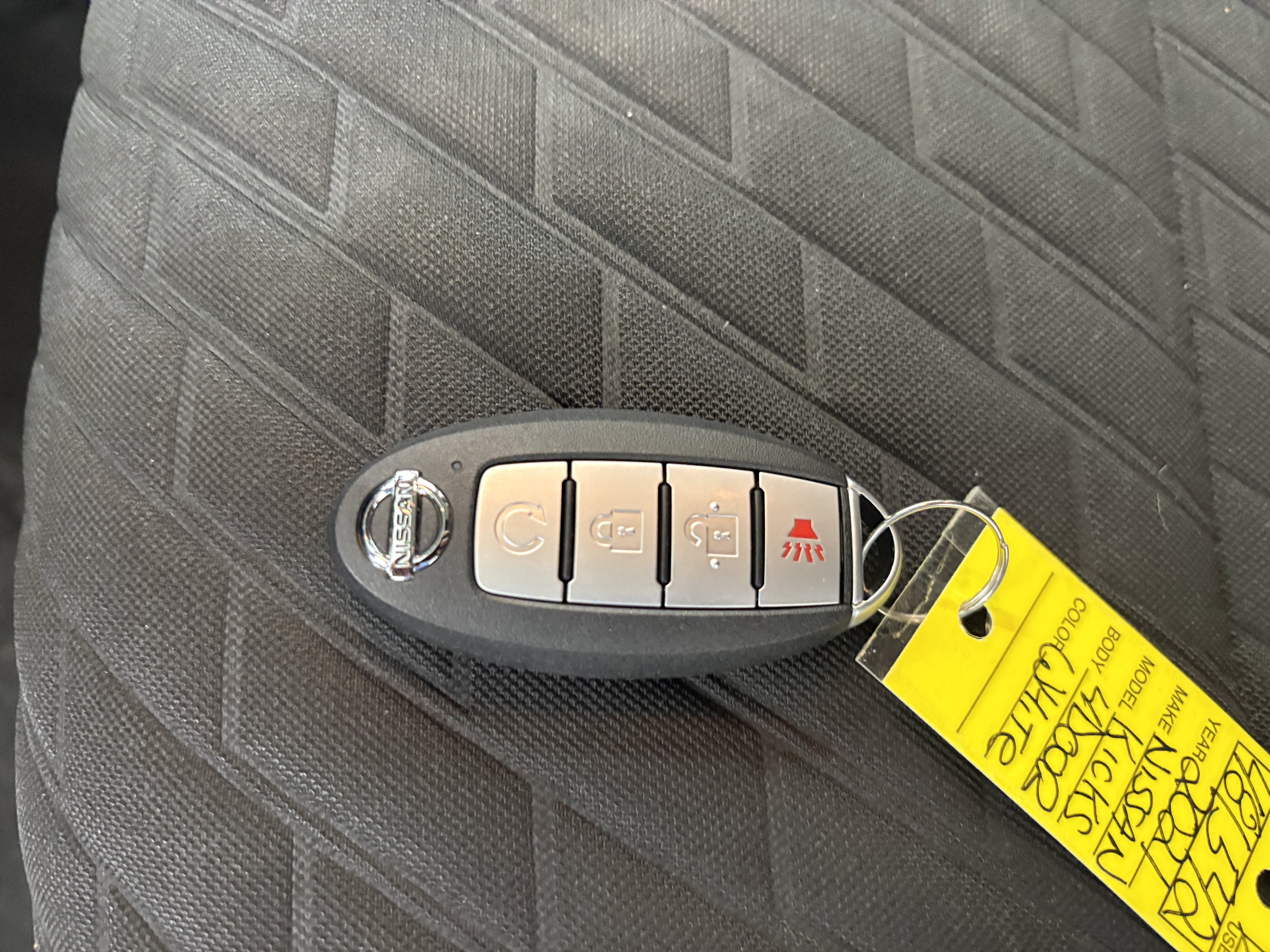 Used 2021 Nissan Kicks SV FWD image 26