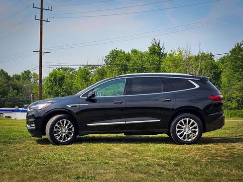 Used 2021 Buick Enclave Premium w/ Surround and Sites Package AWD/4WD image 7