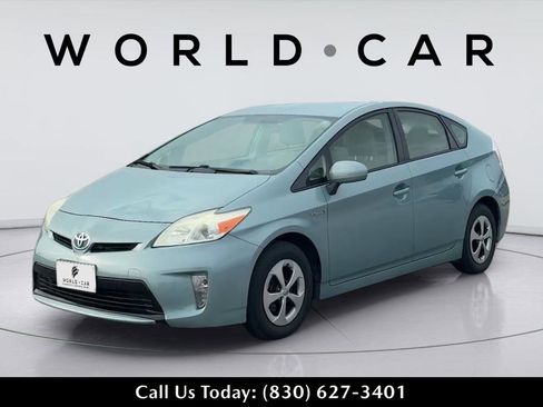 Used 2013 Toyota Prius Two FWD image 3
