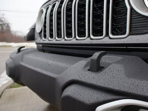New 2026 Jeep Wrangler Unlimited Sahara AWD/4WD image 7