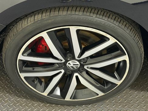 Used 2014 Volkswagen Jetta GLI Autobahn FWD image 21
