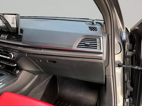 Used 2019 Audi SQ5 Prestige w/ Prestige Package AWD/4WD image 27