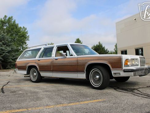 Used 1989 Mercury Grand Marquis Colony Park GS image 11