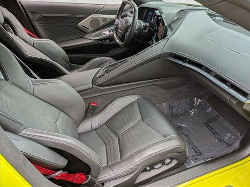 Used 2024 Chevrolet Corvette Z06 RWD image 18