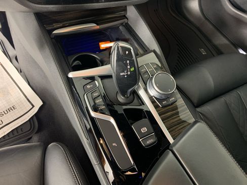 Used 2019 BMW 530i w/ M Sport Package RWD image 24