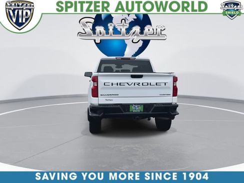 Used 2023 Chevrolet Silverado 1500 Custom Trail Boss w/ LPO, Dark Essentials Package AWD/4WD image 8