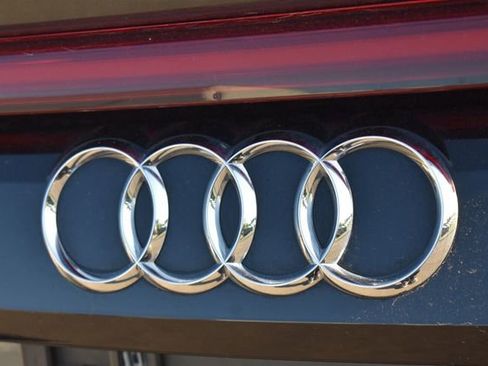 Used 2021 Audi Q8 Premium Plus w/ Premium Plus Package AWD/4WD image 12