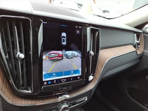 Certified 2023 Volvo XC60 B5 Plus image 20