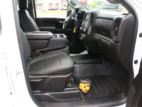 Used 2023 GMC Sierra 3500 Pro w/ Convenience Package AWD/4WD image 32