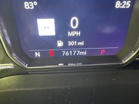 Used 2021 GMC Yukon Denali w/ Denali Premium Package AWD/4WD image 8
