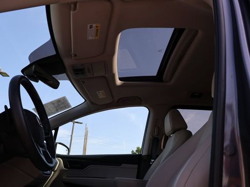 Certified 2025 Honda Odyssey EX-L image 32