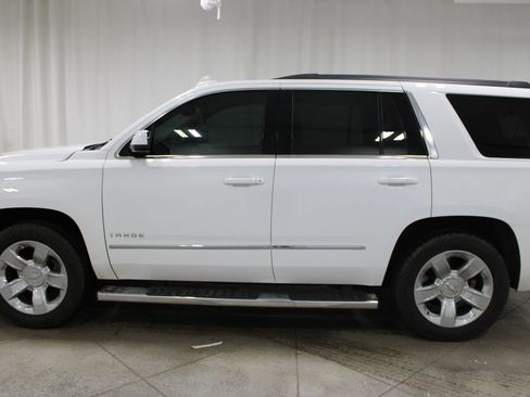 Used 2017 Chevrolet Tahoe LT w/ LT Signature Package image 6