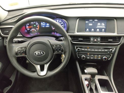 Used 2018 Kia Optima LX FWD image 22