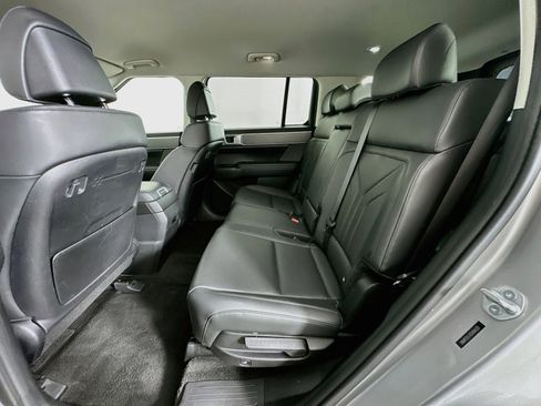 Used 2025 Hyundai Santa Fe SEL AWD/4WD image 26