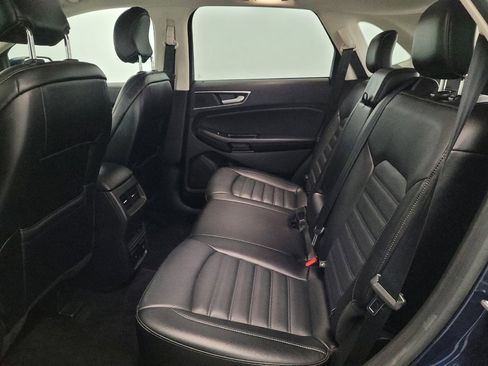 Used 2017 Ford Edge SEL w/ Equipment Group 201A AWD/4WD image 18
