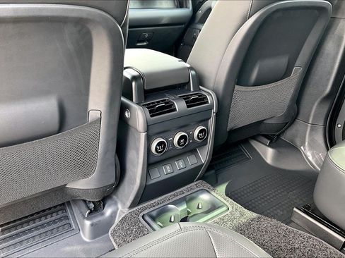 New 2026 Land Rover Defender 130 X-Dynamic SE AWD/4WD image 21