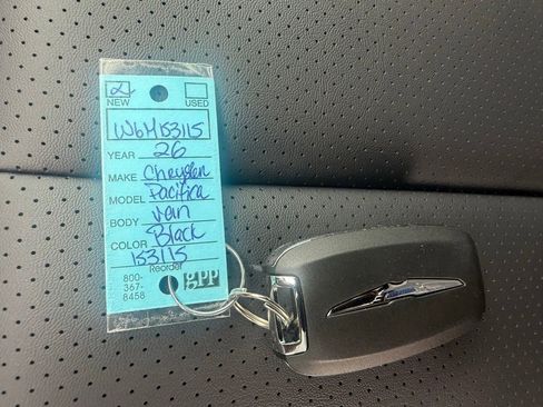 New 2026 Chrysler Pacifica Select image 37