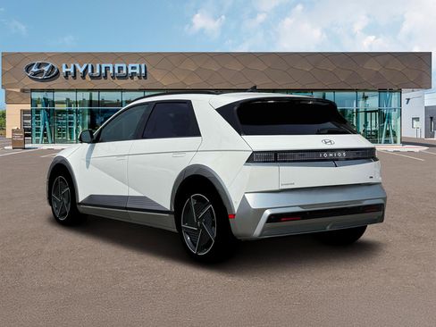 New 2025 Hyundai Ioniq 5 Limited image 5