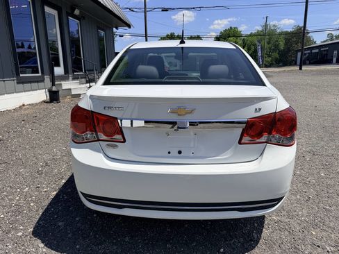 Used 2013 Chevrolet Cruze LT w/ RS Package FWD image 5