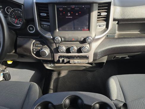 Used 2024 RAM 2500 Big Horn w/ Bed Utility Group image 9