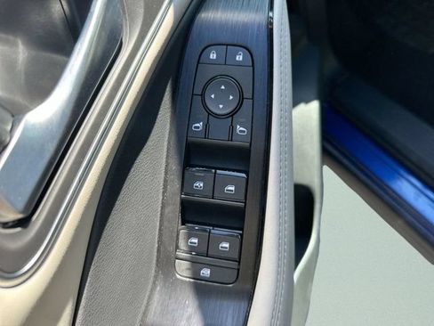 Used 2021 Nissan Rogue SV w/ Premium Package FWD image 15