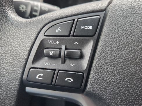 Used 2019 Hyundai Tucson SE AWD/4WD image 25