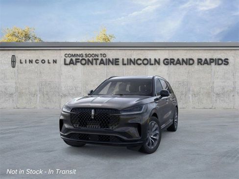 New 2026 Lincoln Aviator Premiere image 2