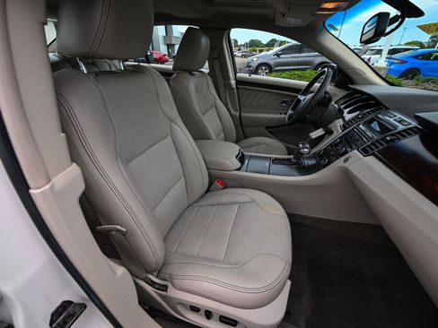 Used 2010 Ford Taurus Limited FWD image 25