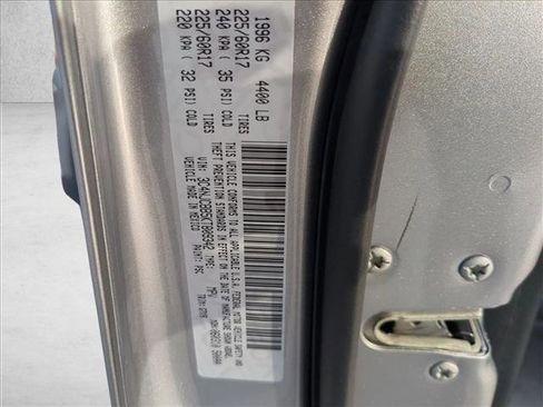 Used 2019 Jeep Compass Latitude image 19