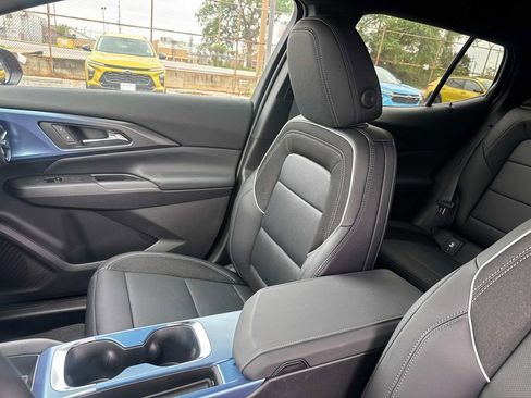 New 2025 Chevrolet Equinox EV LT w/ Convenience Package II image 15