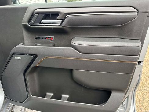 Used 2025 GMC Sierra 1500 AT4 w/ AT4 Premium Package image 18