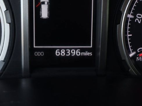 Used 2022 Toyota 4Runner TRD Off-Road Premium image 25