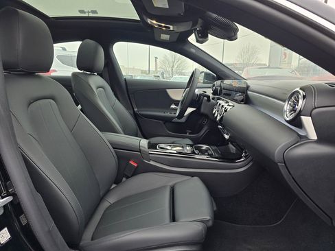 New 2025 Mercedes-Benz CLA 250 4MATIC image 10
