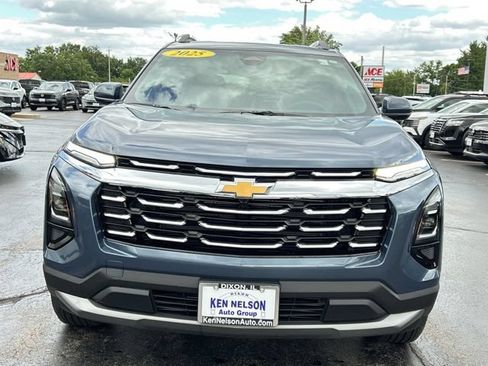 Used 2025 Chevrolet Equinox LT w/ Convenience Package II AWD/4WD image 13