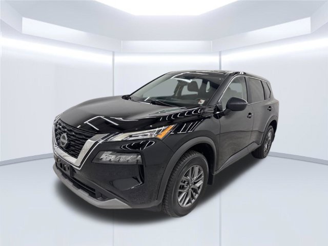 Used 2023 Nissan Rogue S AWD/4WD image 2