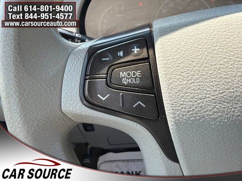 Used 2011 Toyota Sienna LE w/ Towing Pkg FWD image 13