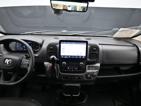 Used 2024 RAM ProMaster 2500 w/ Premium Convenience Group FWD image 16