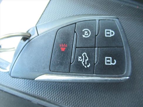Used 2024 GMC Sierra 1500 SLT RWD image 28