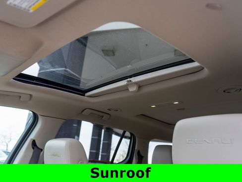 Used 2017 GMC Acadia Denali w/ Technology Package image 12