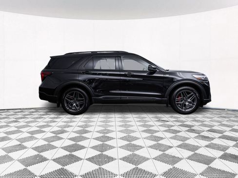 Used 2025 Ford Explorer ST-Line w/ Premium Package AWD/4WD image 14