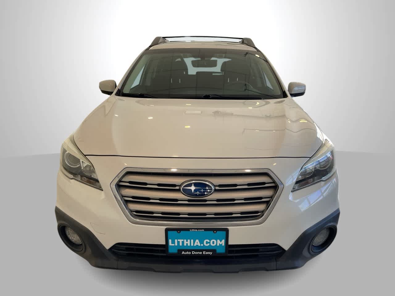 Used 2017 Subaru Outback 2.5i Premium AWD/4WD image 3