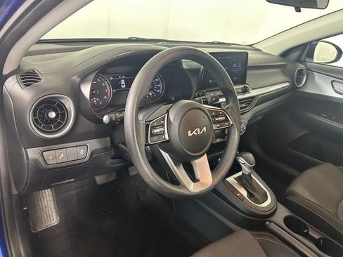 Used 2024 Kia Forte LXS w/ LXS Technology Package FWD image 13