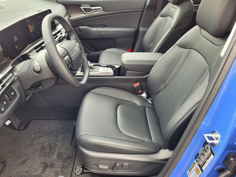 New 2026 Kia Sportage EX w/ EX Panorama Roof Package FWD image 8