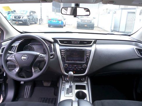 Used 2019 Nissan Murano S AWD/4WD image 9