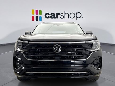 Used 2024 Volkswagen Atlas SEL Premium R-Line image 8